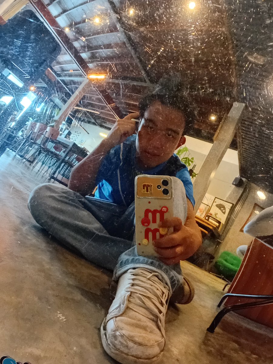 tirencedion's tweet photo. I’ve gotten used to it, but things still don't quite click. Did you know? 😋💛🌻🇺🇲🇹🇭 - Tirence xx

ผมชินได้แต่ไม่ลงตัว รู้ยัง?😋💛🌻🇺🇲🇹🇭 - Tirence xx https://t.co/HAnGhT1cbV