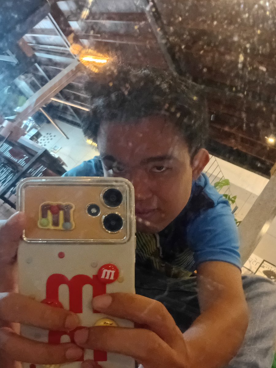 tirencedion's tweet photo. I’ve gotten used to it, but things still don't quite click. Did you know? 😋💛🌻🇺🇲🇹🇭 - Tirence xx

ผมชินได้แต่ไม่ลงตัว รู้ยัง?😋💛🌻🇺🇲🇹🇭 - Tirence xx https://t.co/HAnGhT1cbV