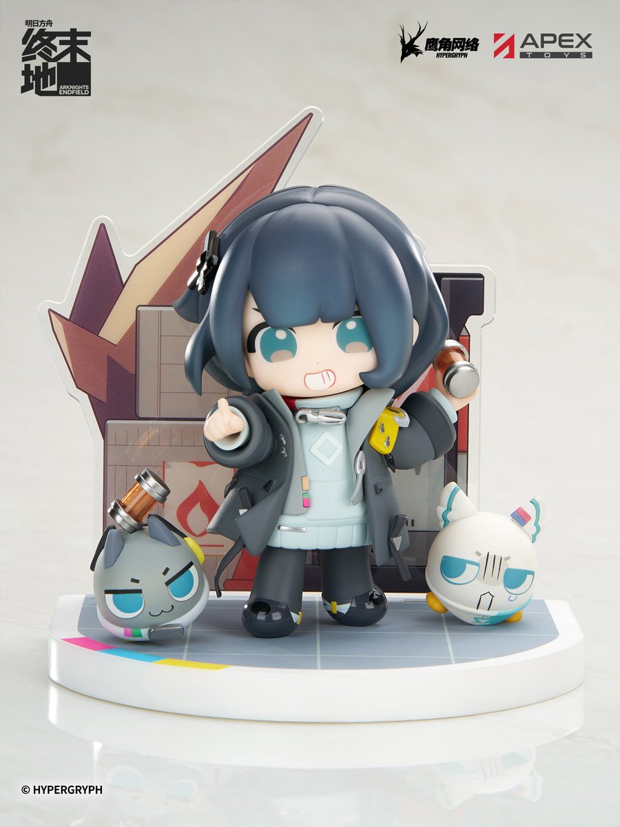 APEX_TOYS's tweet photo. 〓新品公开〓 

出自热门游戏《明日方舟：终末地》中的「管理员（女）」和「佩丽卡」手办化登场！
【明日方舟：终末地 Cuties系列Q版手办 管理员（女）】、【明日方舟：终末地 Cuties系列Q版手办 佩丽卡】9月30日预售开启！

置身塔卫二上的经典场景，可爱的管理员与佩丽卡，携管团团、佩团团、陈团团齐聚于此。  

一起来开拓探索吧~
 #APEXTOYS #アークナイツエンドフィールド