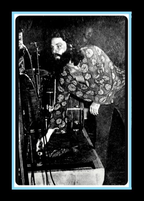 Rollin_Memories's tweet photo. Jim Morrison • The Doors ~ https://t.co/pZAiTROoGp
