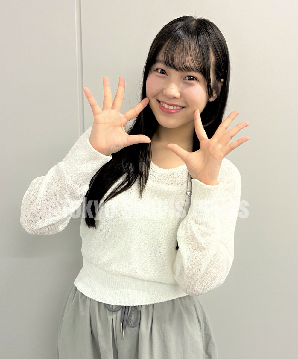 kyuspo's tweet photo. 【告知】今日28日掲載の #HKT48 の推しトピは #立花心良 さんが登場♥一人旅にも興味ありの彼女が2年連続主演を務めた舞台「柑柑ガールズ2」やプライベートのことなどをたくさん話してくれました🎤お楽しみに📰 https://t.co/fNS93vVGBh