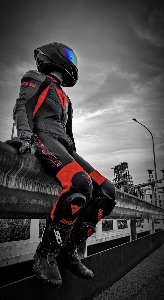 XX8FMPXf's tweet photo. もうバイクのりた…🏍 https://t.co/blHvwdTgEP