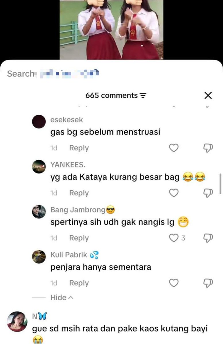 penganutsekte's tweet photo. buat adik-adik: jangan terburu-buru pengen kelihatan dewasa, nikmati masa kecilmu dengan aman. dunia luar ga seindah itu, kurang-kurangin bikin video begini 💔🥀

buat orang tua: tolong perketat pantauan gadget anak. bahaya digital sering datang dari arah yang ga terduga.

buat pedo: mati aja kalian ajg! 😡
