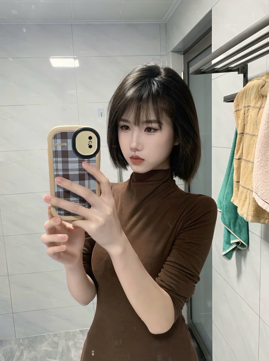 OyeniyiOlaniyi1's tweet photo. 男生要来锐评我21的福嘛🥺                                                                

分手了来X发泄了！！              

流言1我真发！！ https://t.co/LILdEqBBI9