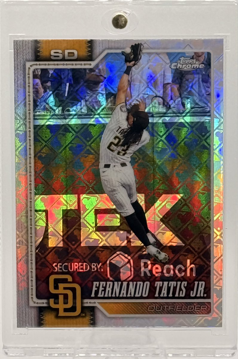 HendyRc189's tweet photo. Another night, two more case hits!  Hope everyone is enjoying this SNF game coming down to the wire 🍻
#thehobby #thehobbyfamily #cardcollector #FGV #FGVs 

@Get_BIG_Cards @DomCardboard @Grailz @CardPurchaser https://t.co/PKCuBBoXFH