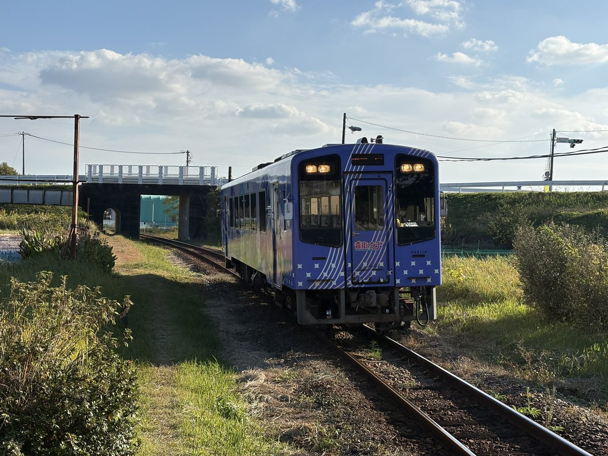 otunbirthday's tweet photo. 本日のうなぴっぴごー！ラストランイベントをもちまして2台目うなぴっぴごー！の運用が完全に終了いたしました
デビューから1472日4年と11日間
今までありがとうございました中の人の思い出となったうなぴっぴごー！でした https://t.co/TWbTplU1w3