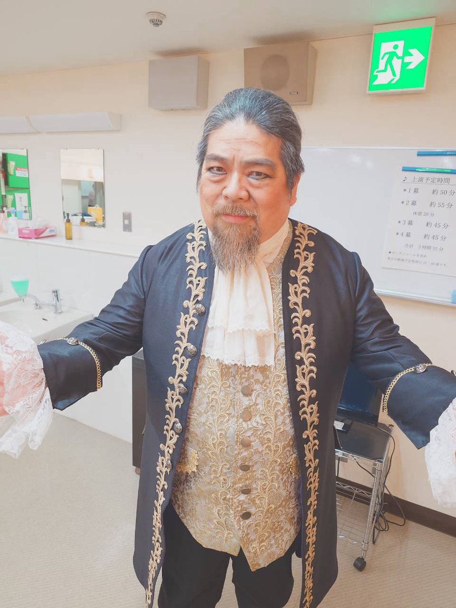 kumajiro00's tweet photo. 仙台オペラ協会設立50周年記念公演「フィガロの結婚」終演しました。楽しい時間でした！ご来場頂きました皆様、スタッフ・共演陣の皆様、本当にありがとうございました！
しばしのロス感と闘いながら次に向かいたいと思います♪ https://t.co/7VYpPuGqHU