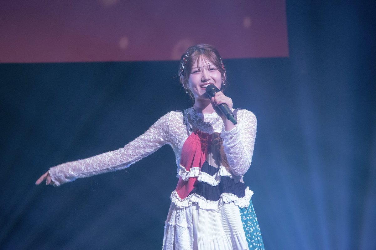 ycha03's tweet photo. 「とくベチュ、して」

かわいくて発光してた🪄

2026.9.27  大阪

#ゆうなぁファンミ 
#村山彩希 https://t.co/4VWrzCas7q
