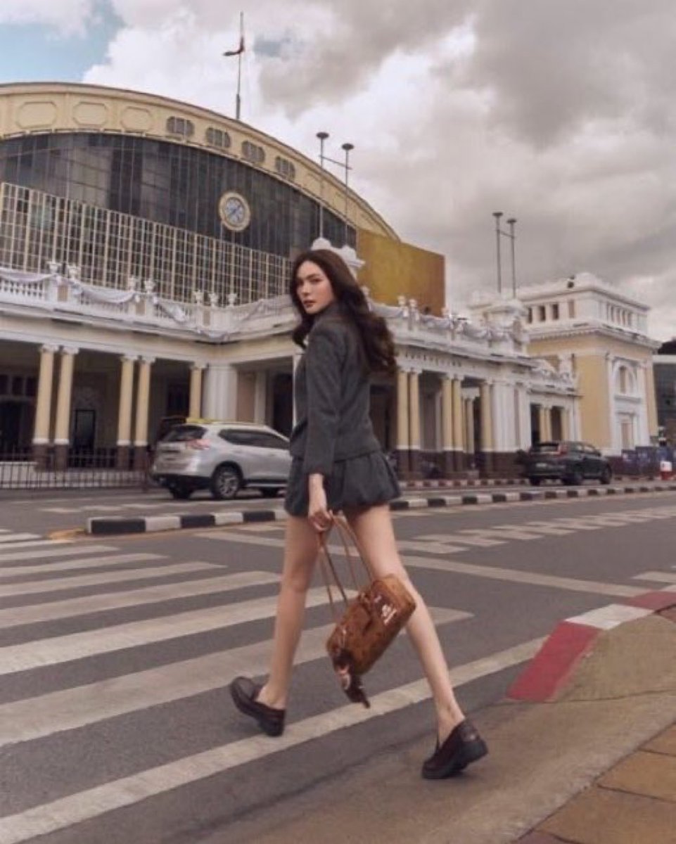 jipjoice55's tweet photo. ทุกก้าวเดินแข็งแรงปลอดภัย ระหว่างทางเต็มไปด้วยสิ่งสวยงามและกำลังใจดีๆ จุดหมายไม่ไกลเกินความสามารถและความพยายาม ✨

PRECIOUS TIME CHARLOTTE28
#ชาล็อตออสติน #CharlotteAustin
@itscharlotty https://t.co/aPUf4mbWKJ