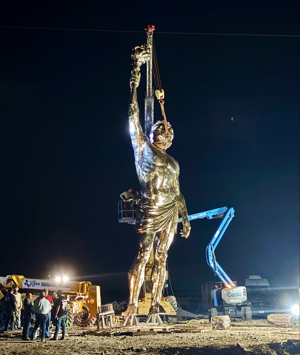 sparkyinfinity's tweet photo. Prometheus has risen. Looks like they are just doing final work. Absolutely stunning!!! 🔥 https://t.co/ut45bQATon