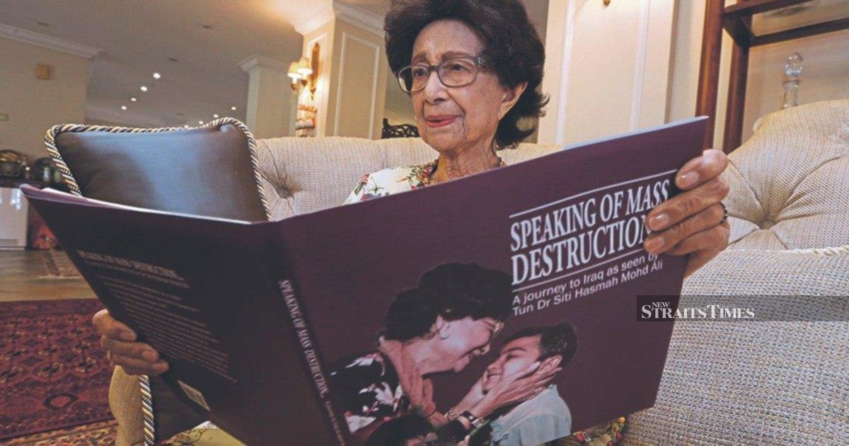 NST_Online's tweet photo. #NSTnation  The government has asked all television and radio stations to tone down and adjust their broadcasts today as a mark of respect for the late Tun Dr Siti Hasmah Mohamad Ali, a prominent figure in medicine and social welfare.

https://t.co/BRNfY27VJS https://t.co/b1ShIN0EOZ