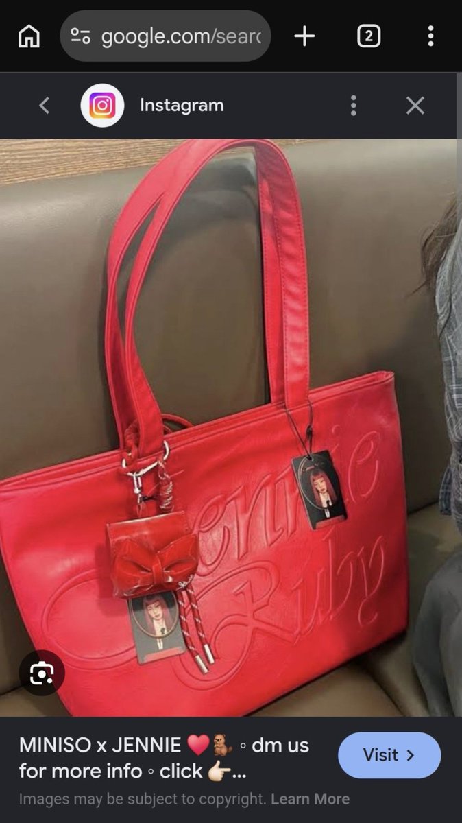 haemilkeu's tweet photo. wts lfb ph blackpink jennie kim

jennie x miniso collab

- tote bag (used twice)
- sling coin pouch / bag (never used)

1,500 set ! https://t.co/bLHej39iuv