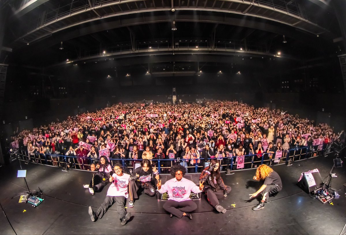 Chirolyn_1965's tweet photo. ブロビ８周年ライブ@豊洲PIT

めちゃんこ楽しかったぜ🤪⤴️
みんなありがとね❤️‍🔥
引き続き９周年もヨロシク哀愁🔥🔥🔥

ライブは配信で10/3まで観れるからチェックしてみてね🎥
今回のライブは小芝居などあってwマジでおもろいので是し観てちょ💋

さて‼️スプレビモードに切り替えますん🚀アディオス🕸️

ーーーーーーーー
【LIVE 配信】

The Brow Beat 
8th Anniversary Live
「∞」
unlimited

2026年9月27日（日）
東京・豊洲PIT

🎫一般用 視聴券
¥3,500(税込)

［視聴券販売］
Streaming+
https://t.co/CYgJyaWeTl

［販売期間］
9月23日(水・祝)12:00〜10月3日(土)21:00

［アーカイブ視聴期間］
10月3日(土)23:59まで