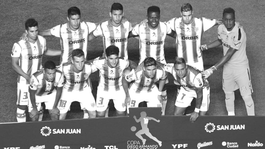 lichicensurado's tweet photo. Ser la revancha de todos aquellos
Que la pelearon al lado, de cerca o muy lejos y no
Pudieron reír sin llorar https://t.co/EFaJqWmqGp