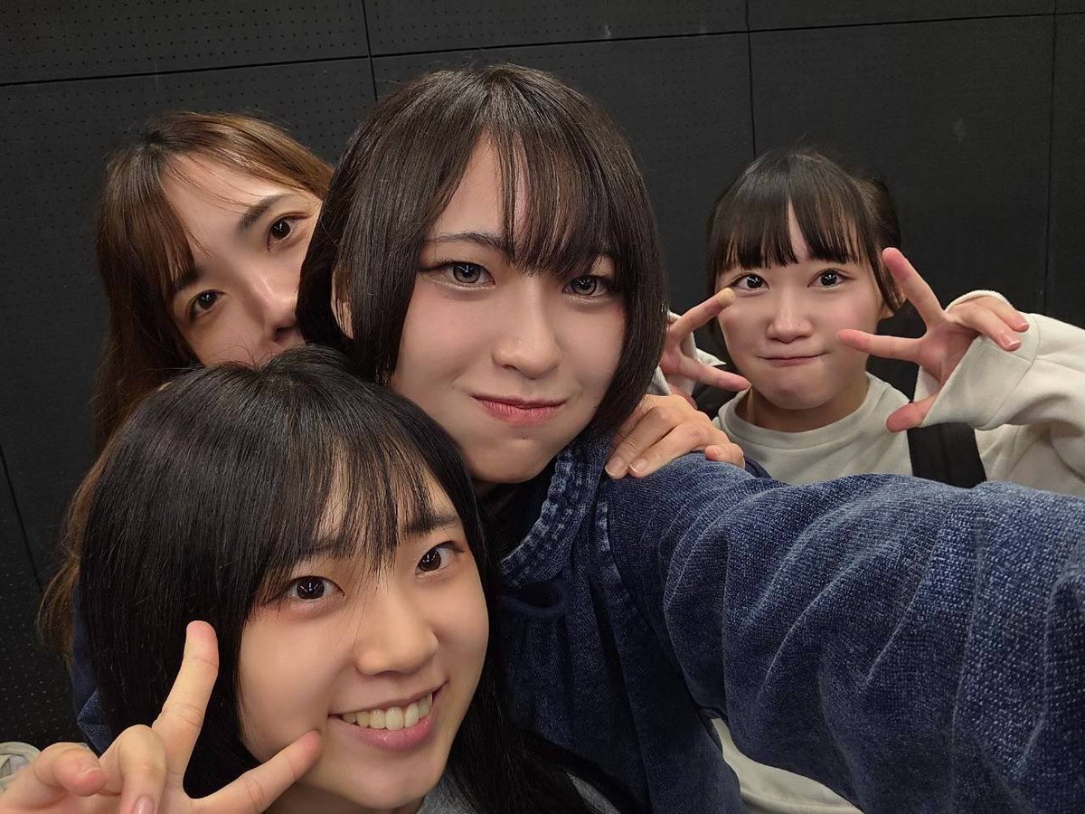 sora_yafune's tweet photo. #魔法少女辞めます　#劇団ありがた屋

🎫 https://t.co/BlhDmJHXtN🎪

コンプリートBox事前通販の〆切まで1週間です🌸
特定のコンプリートって眺めが最高ですからね😤
大好きな事務所でお迎えするか、
矢船と本気で悩みましょう？？？

🛍️https://t.co/2u23Xr3HGe📸 https://t.co/h7k54iavq7