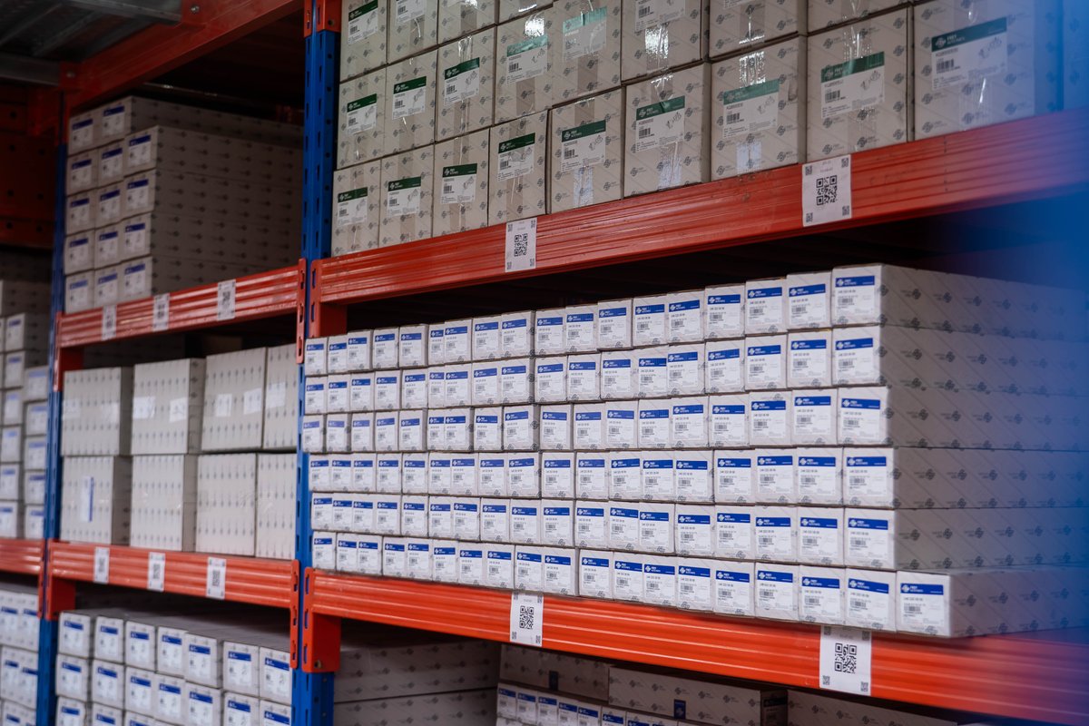 Frey_Parts's tweet photo. 🏭 𝐖𝐞𝐥𝐜𝐨𝐦𝐞 𝐭𝐨 𝐨𝐮𝐫 𝐧𝐞𝐰 𝐰𝐚𝐫𝐞𝐡𝐨𝐮𝐬𝐞!
✅ Smart management
✅ Clean, tidy &amp; bright
✅ Expanded storage
✅ Fully stocked shelves
More space. More stock. Better service. https://t.co/enkT4AfFVx