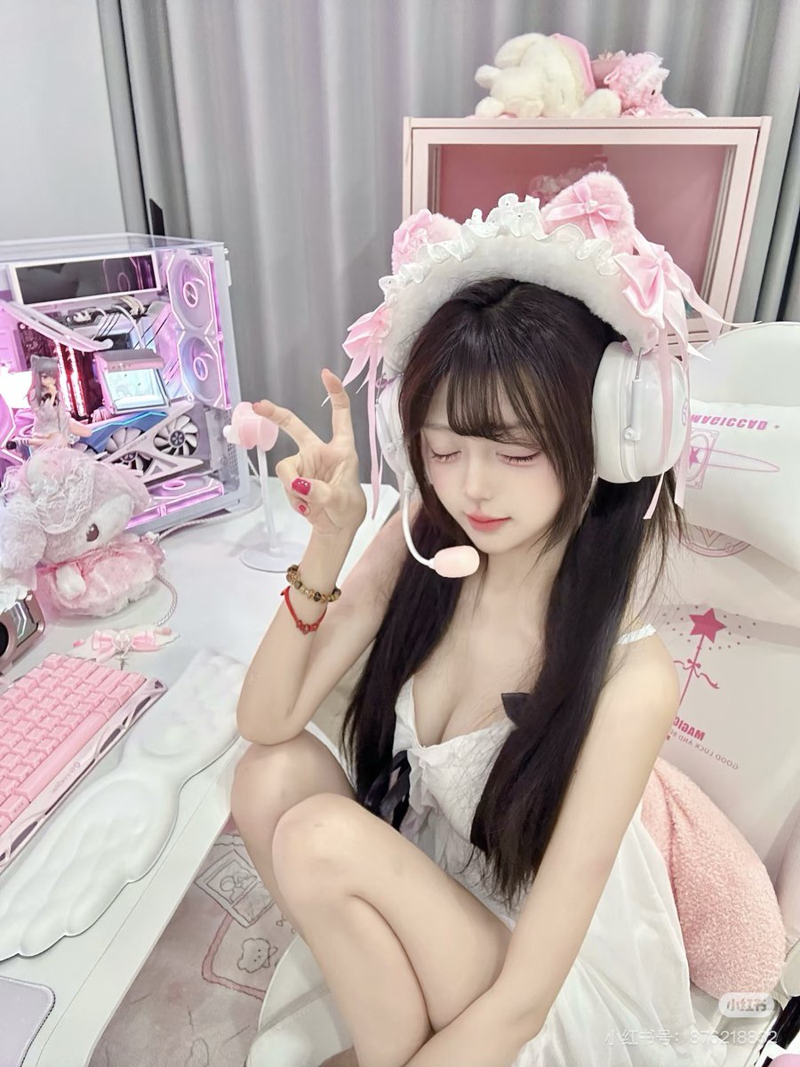 oguzhanyoru's tweet photo. 难道我真的很丑吗 遇不到你

有人要锐评我的福吗？

1：看福    2：看🐻

Luo照  实况！！,看了别说黑就行…… https://t.co/bLftbpkTDk