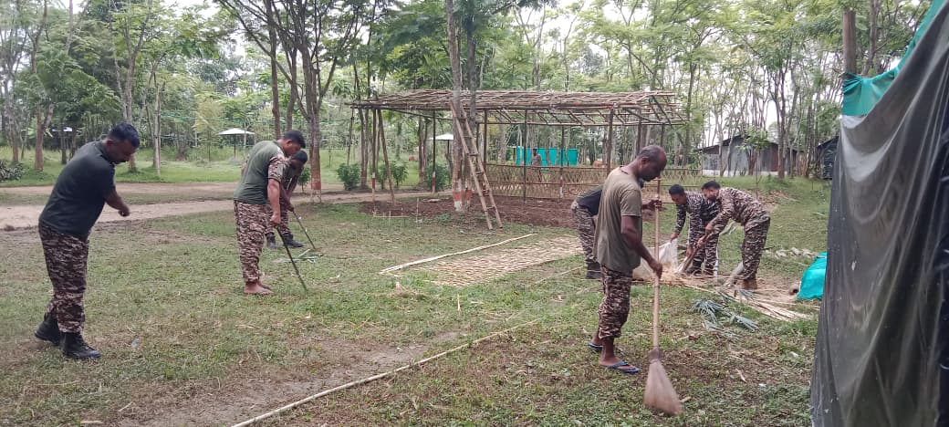 71BNCRPF's tweet photo. Swachhata hi seva-2026 campaign by 71 BnA Cleanliness drive was conducted At Tronglaobi, Bisnupur, Manipur.
#SHS2026
#SwachhataHiSeva2026
#MNSector
#Digrangeccpur
@SwachhBharatGov
@SwachhBharat
@MoHUA_India
@MoJSDDWS https://t.co/5hXPPWcODK