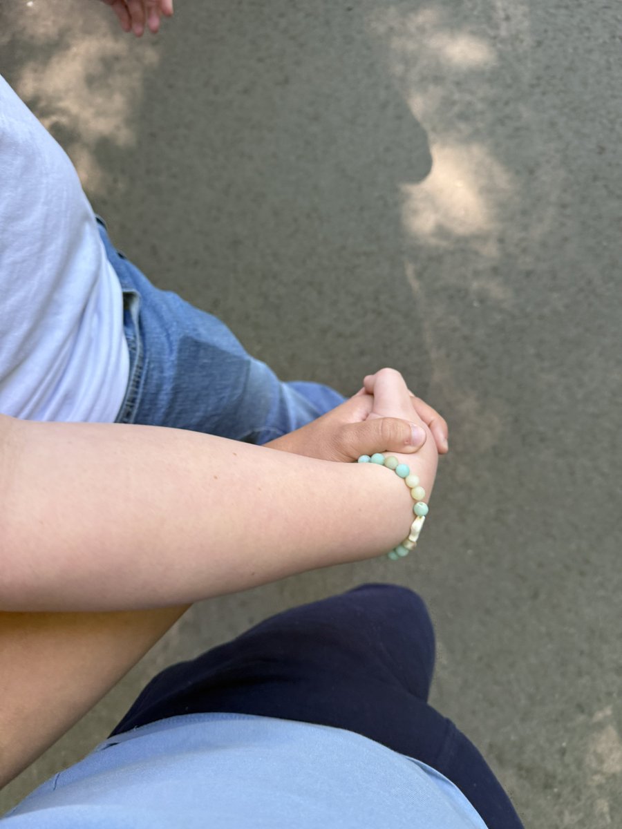 LittleLuca38804's tweet photo. Zoo day with daddy 🐒🐥🦒

#abdl #diaperboy #diapers #pampboy https://t.co/8n2Ub11vWq