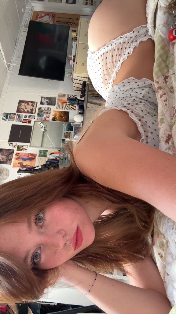 crystaltallia's tweet photo. I’ll make sure you’ll ran out of cum 💋 https://t.co/Ne3kWIWbYv https://t.co/UNQc9AhOJU