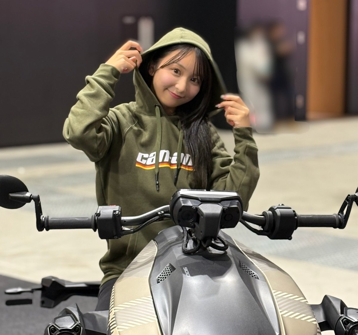 n_eitasan's tweet photo. 2026.04.11
名古屋モーターサイクルショー
can-amブース
#Shiori(@colorful_727 )さん
ご対応ありがとうございました😊
#2022RYKERSPORT
#CanAm3Wheel
#Spyder
#名古屋モーターサイクルショー https://t.co/HHS7ou5saL