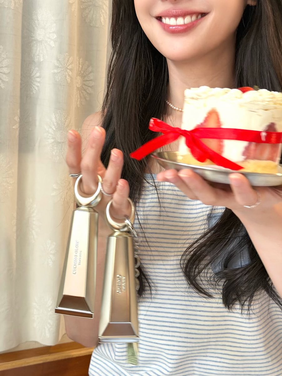 oombamfanbaseTH's tweet photo. [  📷 🐧 ] 280626 oomeisaya's IG Post Update

🎀✨ 

#TAMBURINS 
#TamburinsOHandCream #OHandCollection
#Oomeisaya #อุ้มอิษยา https://t.co/qkcObp7GF0