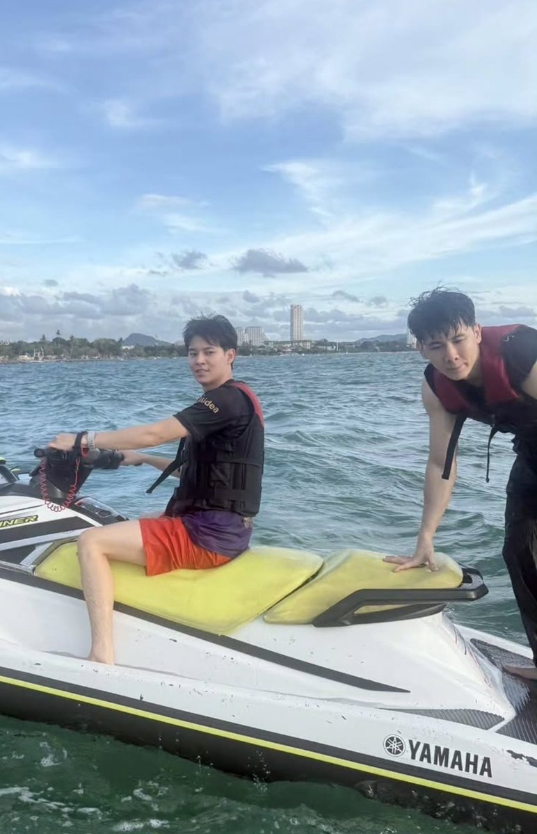 sai_xways_'s tweet photo. 5555555555555อีพี 4 ได้รับแรงบันดาลใจจากหยิ่นอานันท์นะคับ เกงส้มตลอดไป

#ที่รักสารวัตรเธียร์
#PoliceinLove https://t.co/IT3eRRlM2E