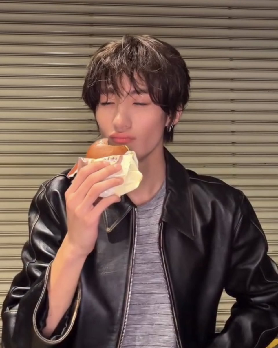 tontonpabo's tweet photo. =3= https://t.co/SDvhDivlBb