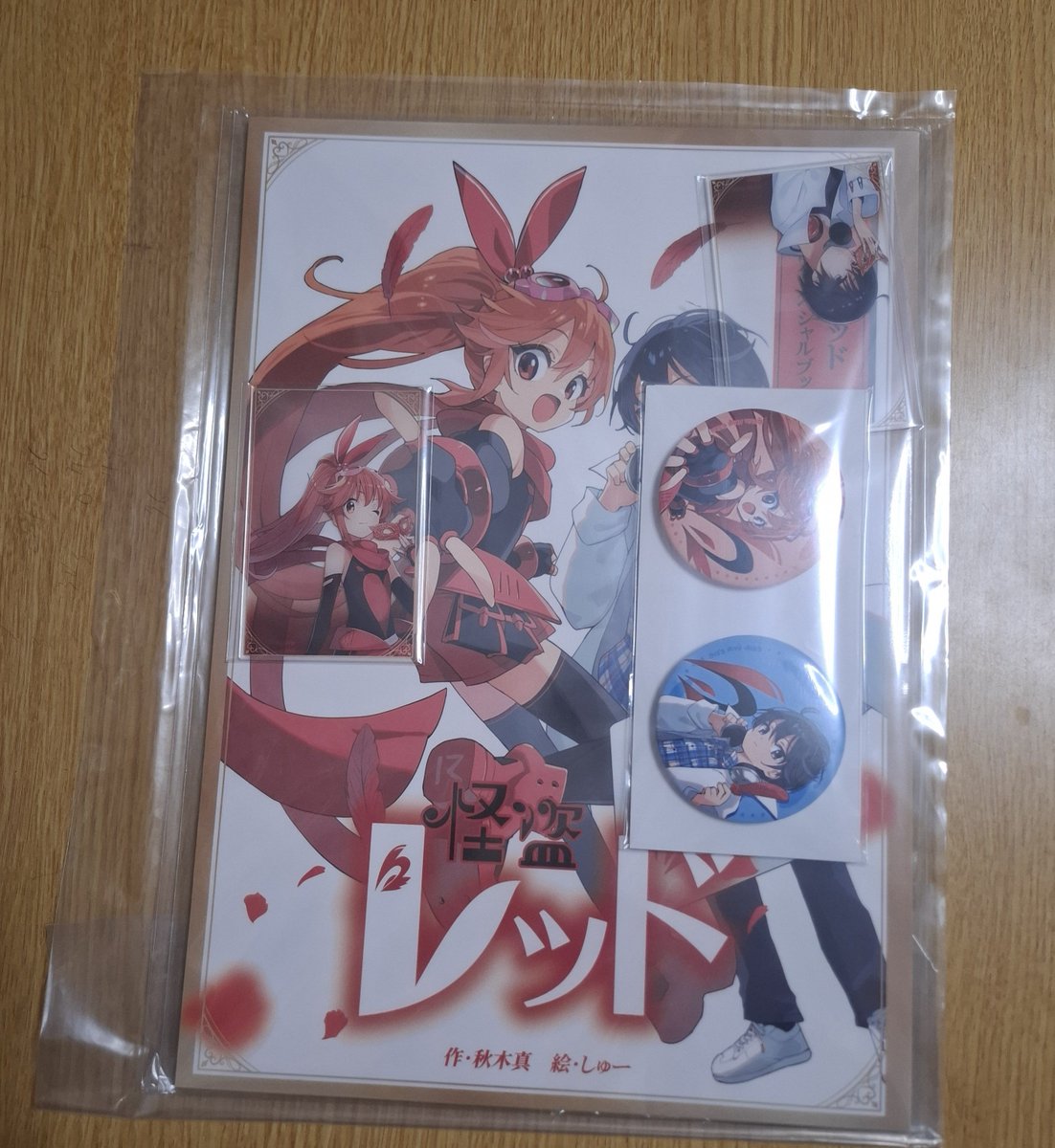 nono_kk6's tweet photo. 怪盗レッドのグッズ届いた︎︎👍︎︎👍 https://t.co/QDLtTAwDCN