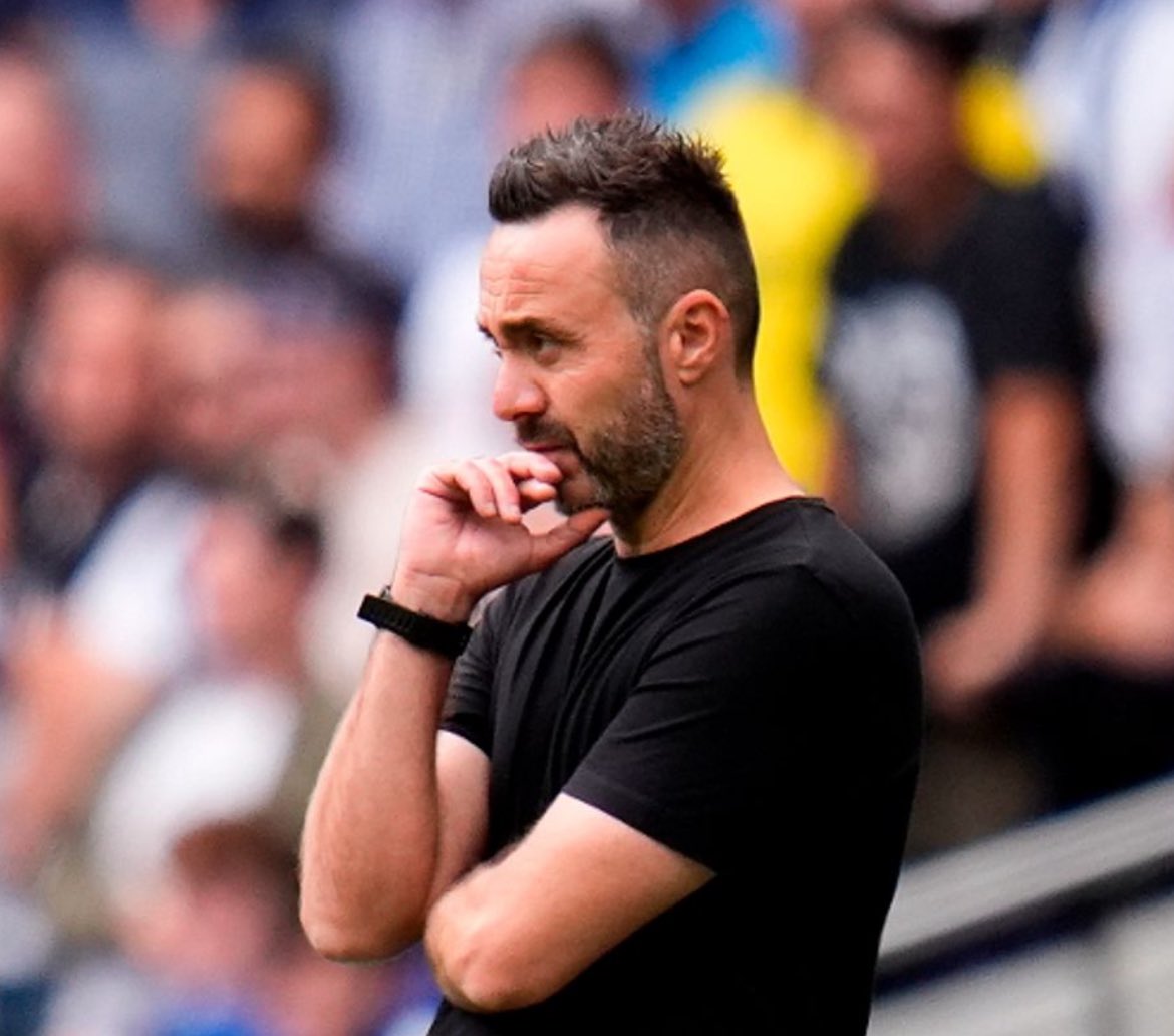 HotspurLane's tweet photo. #THFC’s next 5 Premier League games before the next international break in November:
✈️ Man United (A)
🏠 Coventry (H)
✈️ Chelsea (A)
🏠 Crystal Palace (H)
✈️ Leeds (A)
How many points do you think Tottenham will have come the next international break? 🤷♂️ https://t.co/a2FUOpKf0q