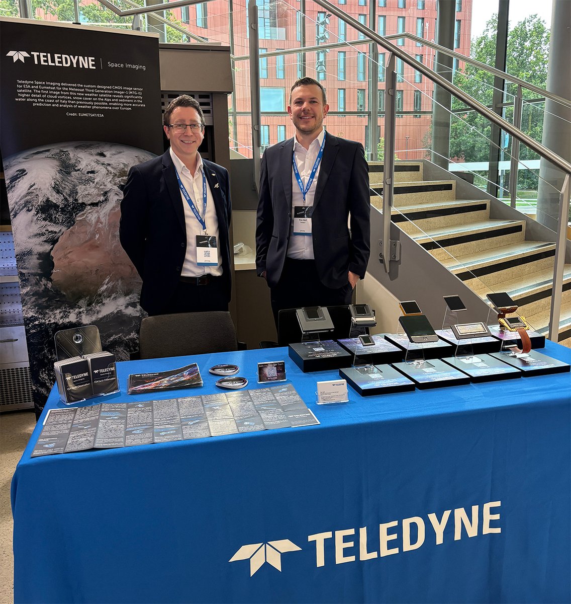 TeledyneSI's tweet photo. #FBF to the UK Earth Observation Conference 2026
Thank you to everyone who visited our stand and met with the team ๐ค
#Teledyne #TeledyneSpaceImaging #FlashbackFriday #EverywhereYouLook #UKEO2026 #EarthObservation #SpaceTechnology #Space #TDYLife https://t.co/50m9BkPWsp