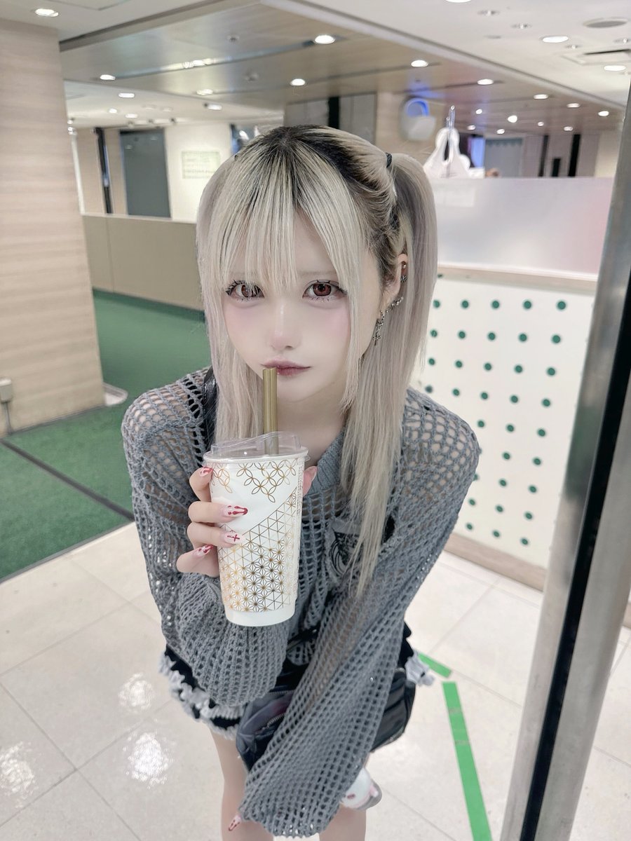 oicMIKO's tweet photo. 外でれた https://t.co/IVxe5m993I