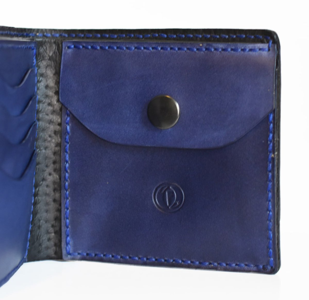 FoxesCreations's tweet photo. Leather wallet with princess Luna #leathet #leathercraft #leatherwork #leathercarving #mlp #wallet #leatherwallet #luna #princessluna #lunawallet #handmade #creepyfoxescreations https://t.co/KgGCsB4pRd
