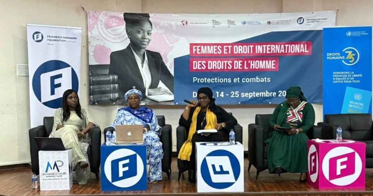 ONU_Droits_BRAO's tweet photo. 9e jour du septembre des #DH: le HCDH-BRAO a assuré deux panels sous les thèmes du leadership féminin et de la protection des droits des femmes et filles en mobilité. Une initiative menée à travers les projets PROMIS et PAPEV #droitsdesfemmes #droitsdelenfant #protection4migrants https://t.co/b5U2p2e15Q