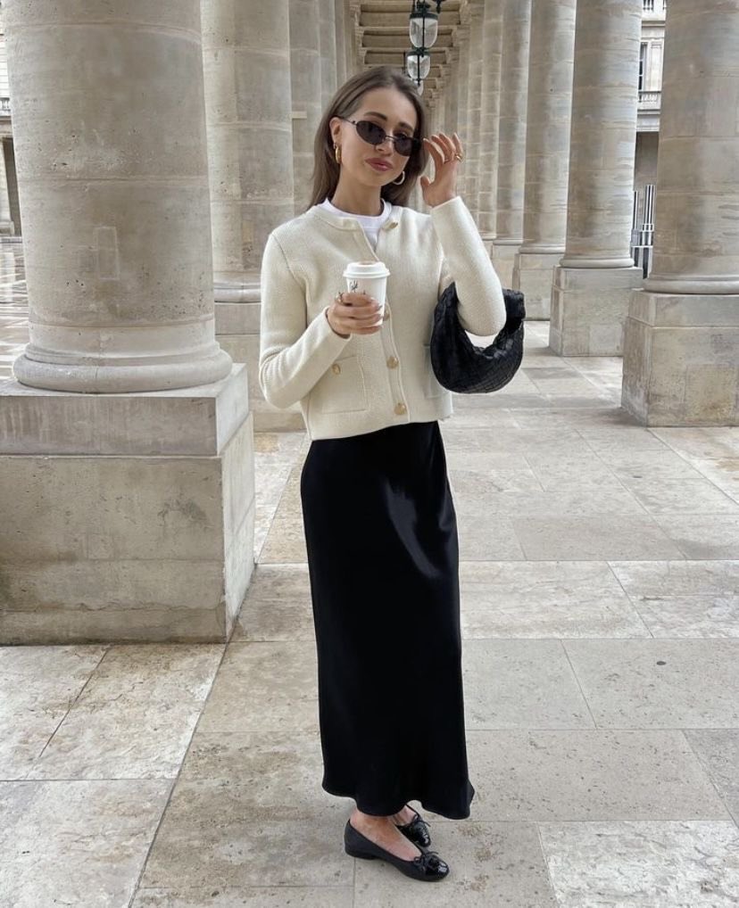 mugi_179's tweet photo. シンプルで上品なコーデ、とってもオシャレで全部真似したい。こういうのが結局飽きのこないコーデな気がする。 https://t.co/4PvyLLA9FH