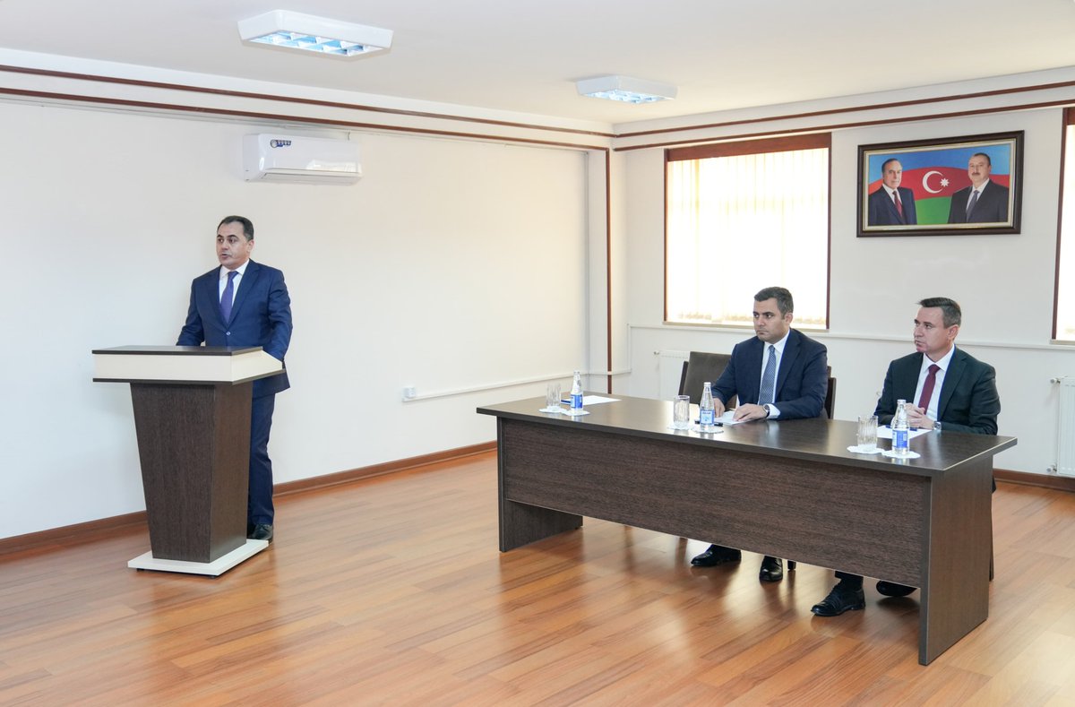 nmrnumayendelik's tweet photo. Sentyabrın 28-də Naxçıvan Muxtar Respublikasının təhsil naziri Ovni Mehbalı oğlu Muradov kollektivə təqdim edilib.
https://t.co/fnCJBtJEVX https://t.co/4aEZeQF0pU