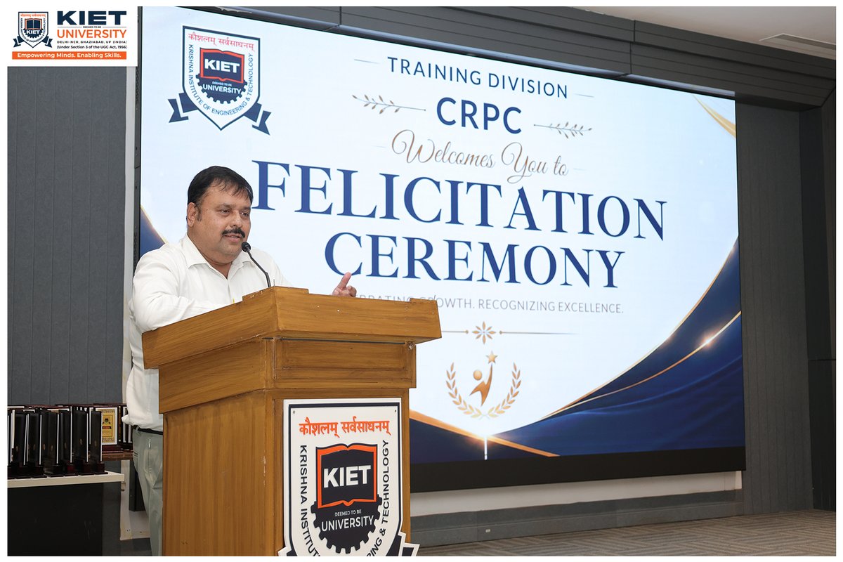 Kiet_edu's tweet photo. 🏆 Celebrating Student Excellence!
KIET’s Training Division–CRPC felicitated students for achievements in soft skills, leadership, communication, competitions, and teamwork.
#KIETDeemedToBeUniversity #CRPC #StudentAchievement #SoftSkills https://t.co/fAfTkjU98t