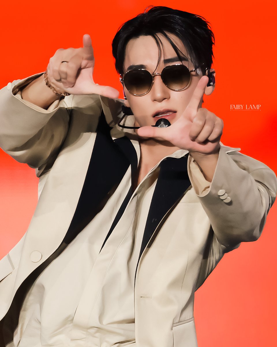 fairy_lamp710's tweet photo. 260919 TMA

#CHOISAN #SAN #최산 
#サン #ATEEZ #에이티즈
😎🫶 https://t.co/laJuwb3tBA