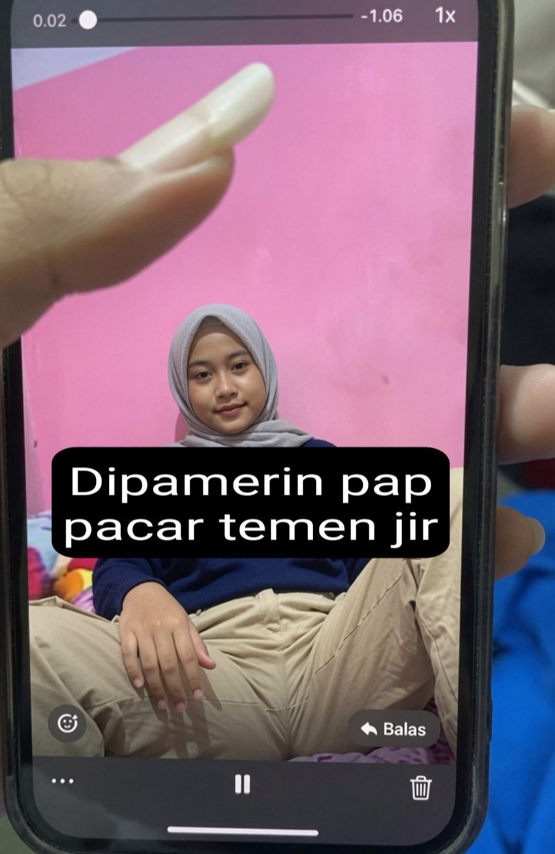 AliMindless143's tweet photo. Kelihatan polos padahal 
https://t.co/pvgfacobio https://t.co/cLqlrFVpl0