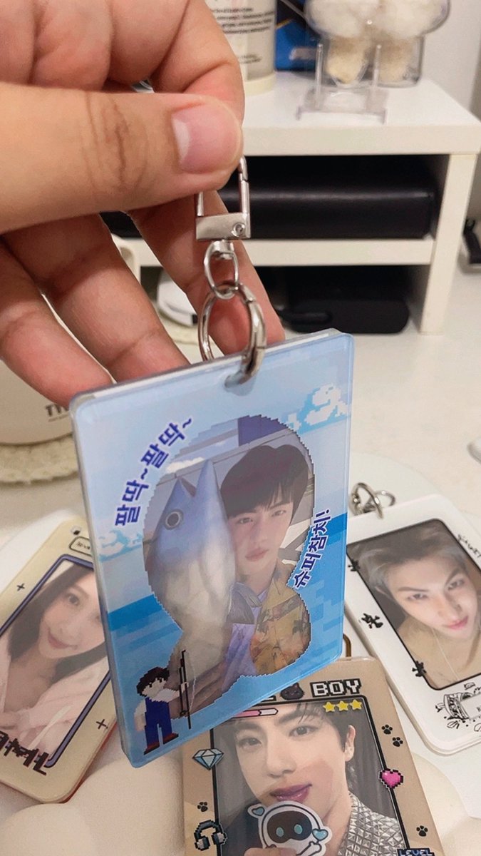 joyjinist's tweet photo. finally found the perfect keyring for my pocahols 🥹

goodbye ballchains 🫡 https://t.co/ZaIimvCEMl