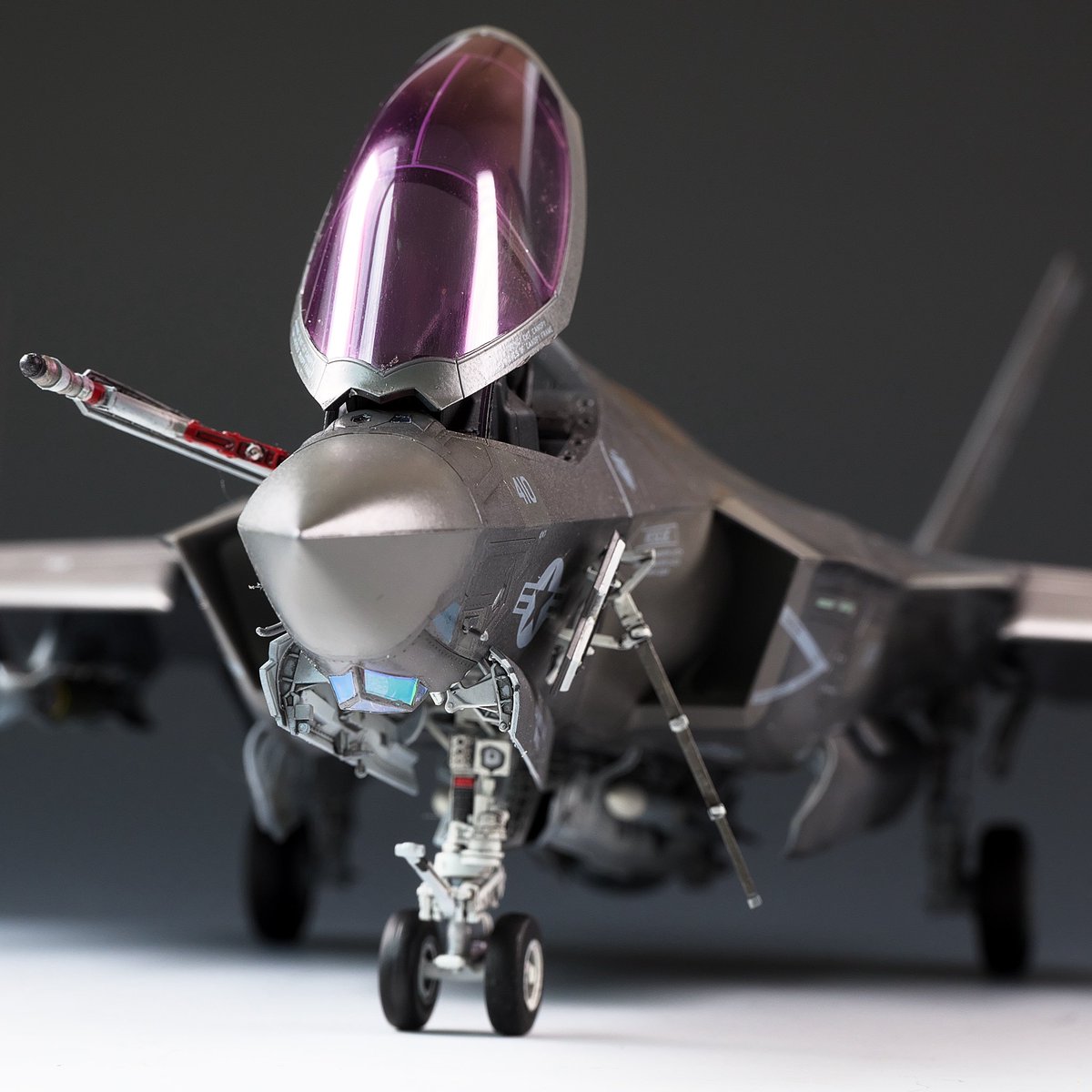 EeheHyhlFaZ4Apr's tweet photo. ライトニングⅡ
タミヤ1/48
クレオスとモデルアートがコラボした特別色で塗装しています。
ステルス塗装の色は、写真によって全然違う色に見える😅 https://t.co/TQN6RO0uC2