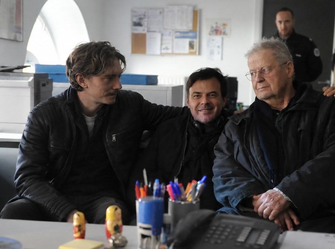 francois_ozon's tweet photo. RIP Bernard Verley 
Merci d’avoir accepter et su incarner avec humanité ce rôle si compliqué.
#GraceADieu https://t.co/BnqDfS788o
