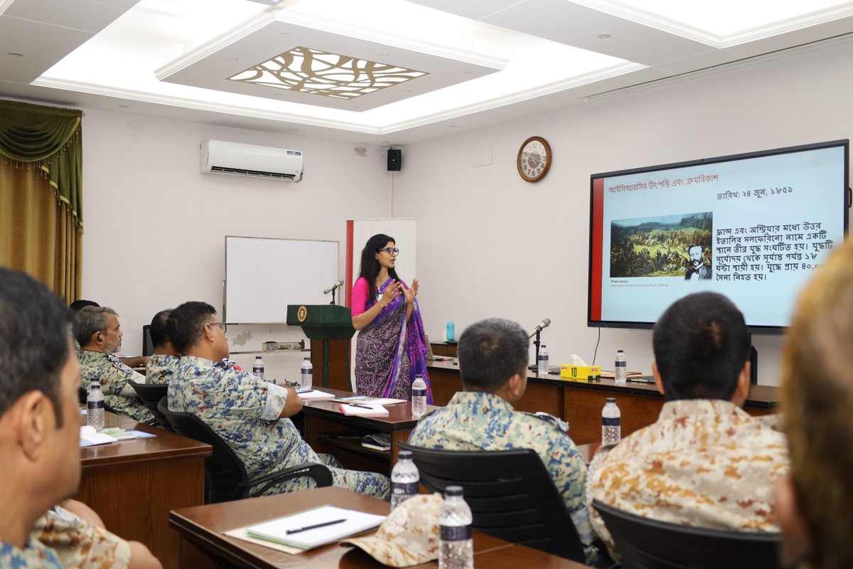 ICRC_bd's tweet photo. Understanding the law to strengthen professional policing.
Recenly, the ICRC held dissemination sessions for 60 APBn members, including five women officers, on human rights, use of force, policing in DPR contexts, ethics and protection.
#ICRC #Bangladesh #LawEnforcement https://t.co/HQQXuOakAp