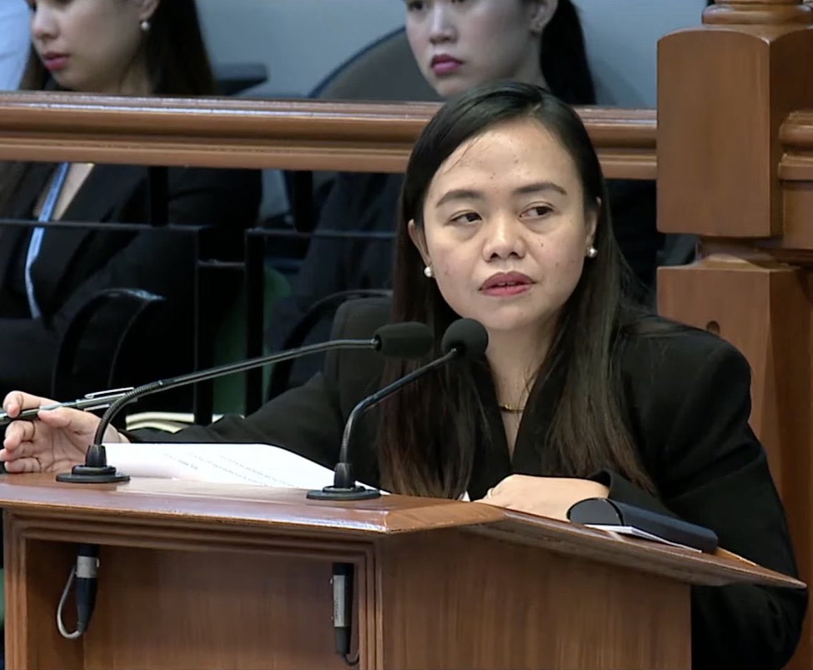 Hori7onVinciCat's tweet photo. Prosecution team- Beauty and brains… very pleasant and calm
yung kabila.. brains na nga lng di pa ginamit nang tama 🤣
Requirement ata pag defense ka… matalim ka tumingin, try nyo minsan mag smile
#impeachment
#VPontrial https://t.co/foYnin6Nz9
