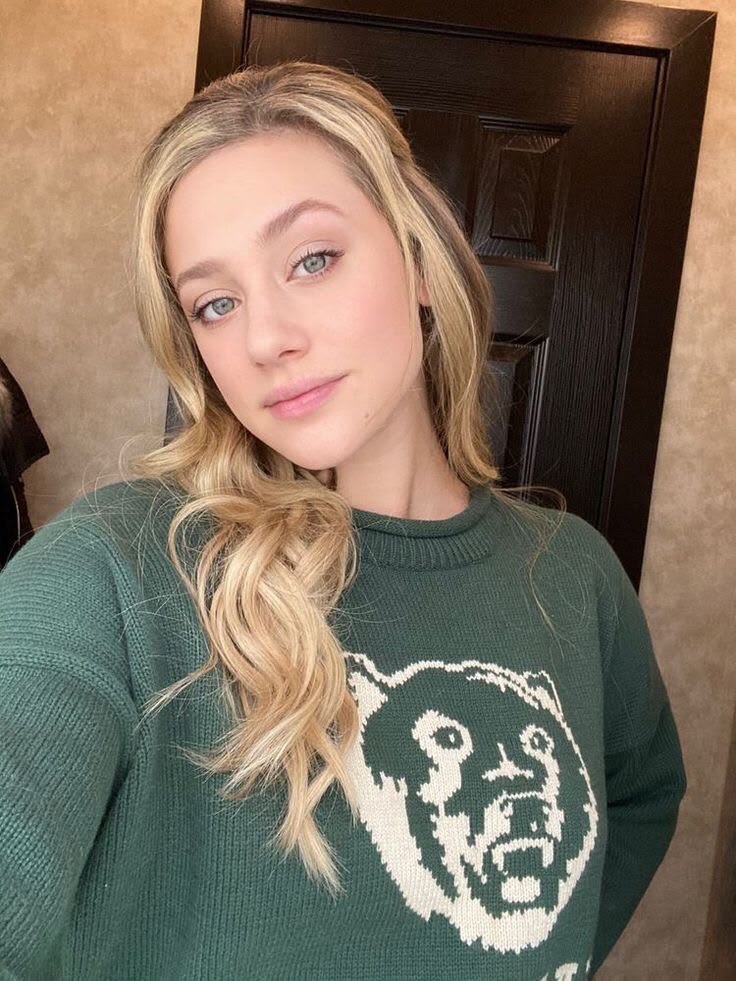AlainaKrisb2vv's tweet photo. Hey friends 🧡 https://t.co/mrsDs7RO5D