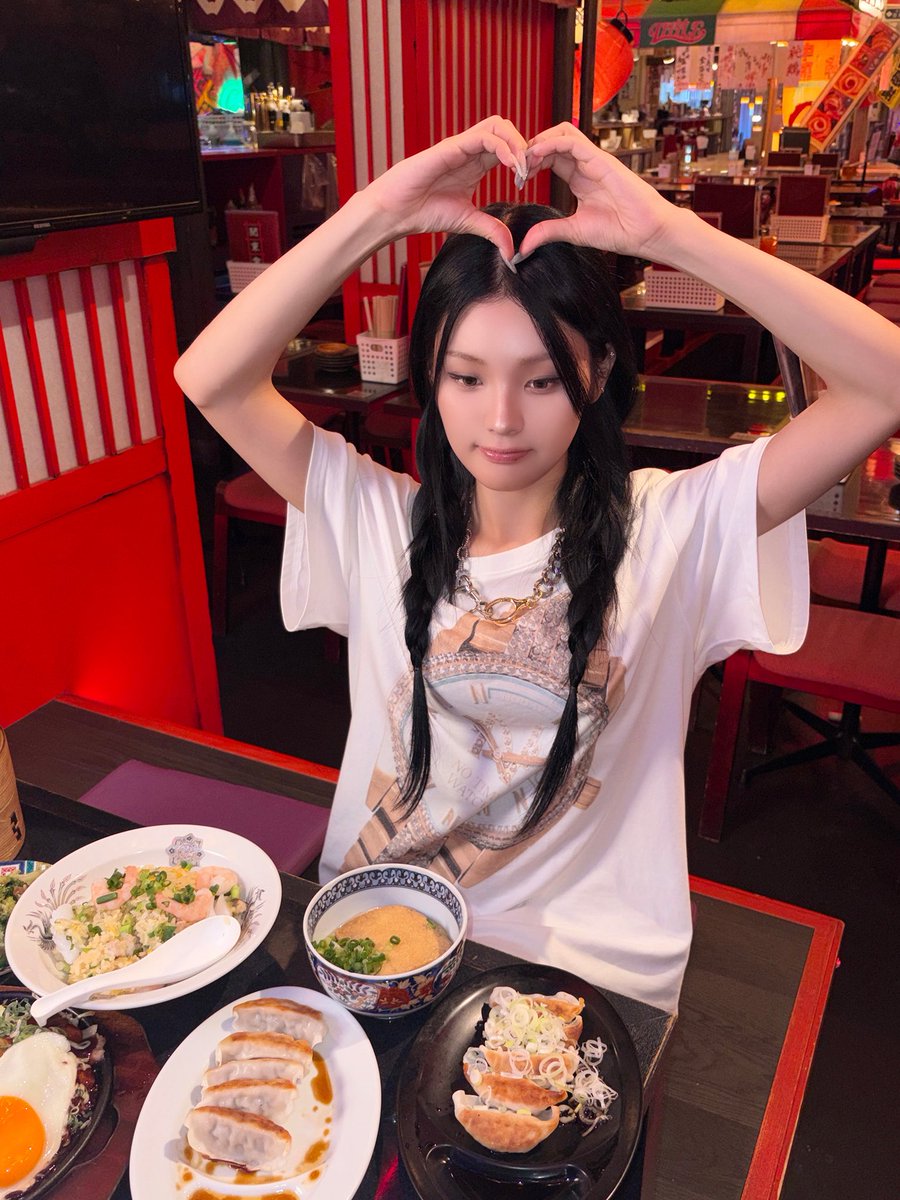 LIGHTSUM_JP's tweet photo. あなたの攻略本 どこにあるの❔

#라잇썸 #LIGHTSUM #ライトサム
#상아 #SANGAH #サンア
#Reidol #LIGHTSUM_Reidol
#Doshite #どうして https://t.co/xKczN7Q0Gs