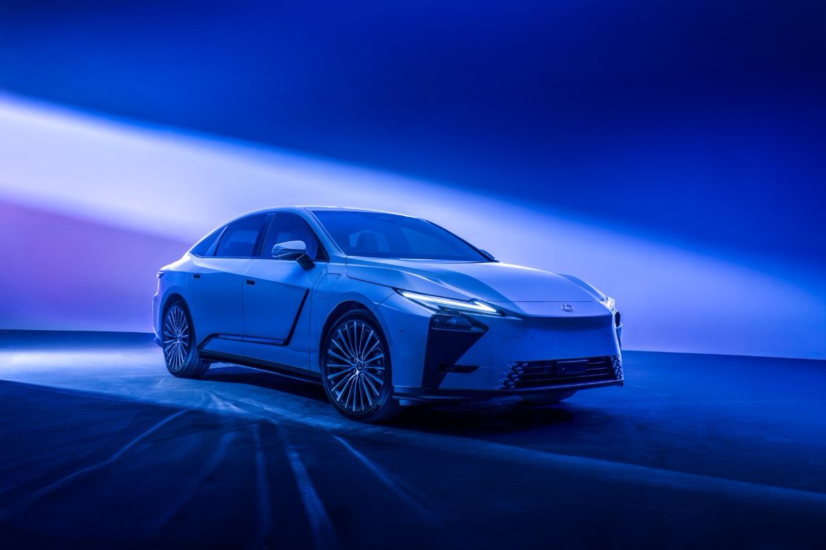 LexusSpain's tweet photo. Nuevo ES con diseño interior y exterior Clean x Tech.

Nada más que añadir.

https://t.co/z9NKyaIMDL

#lexuses
#lexuselectrified https://t.co/f7c0gL1PHa