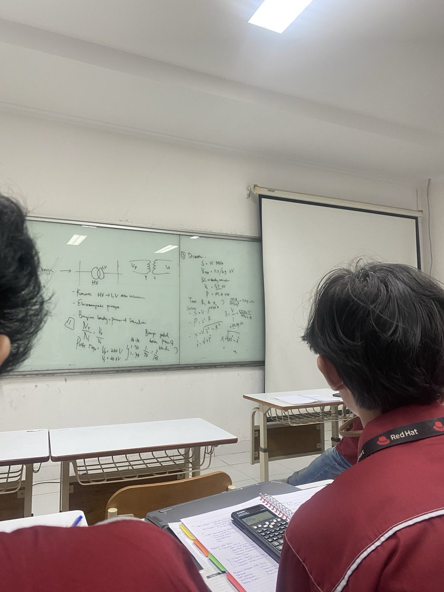 maoublanc's tweet photo. ini gw belajar apaan https://t.co/NHx5klEOeB