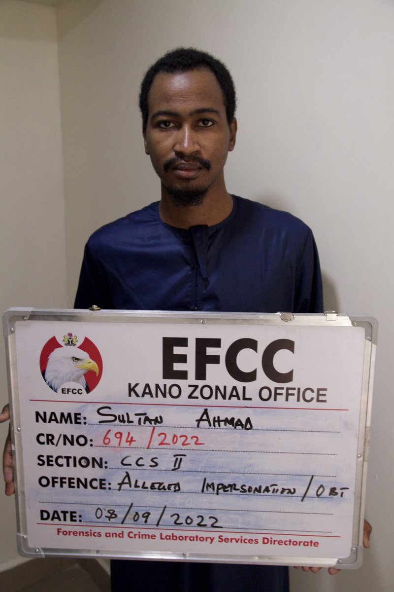 xagreat's tweet photo. This is @sultanbellojr, he is a scammer who was once arrested by EFCC.

He is still a very dubious guy.

He was an associate of Nafiu Bala Gombe and he has now joined the APC.

Anyone dealing with him should be very careful https://t.co/5k7eVNCRAt