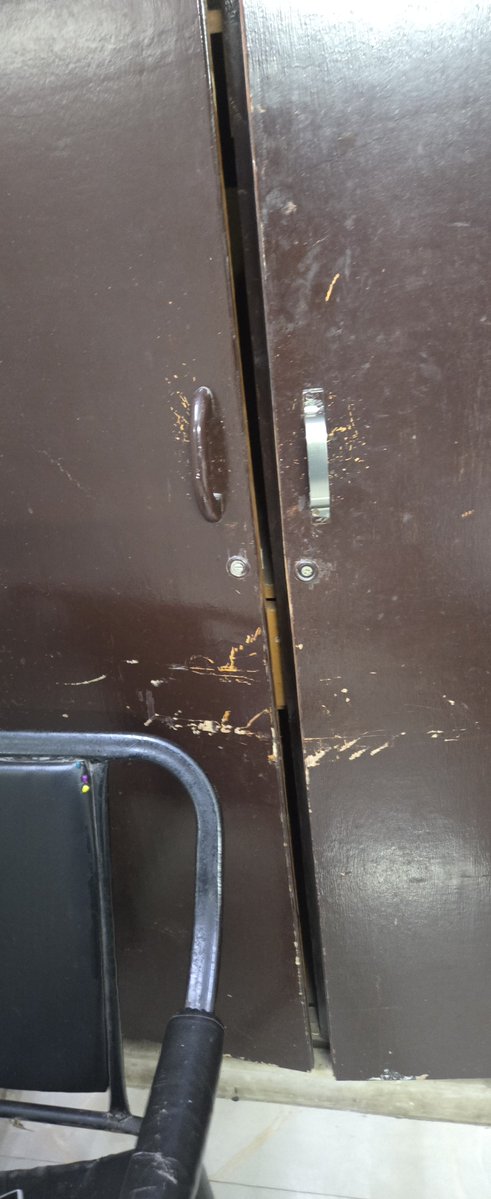 KeshavP03213345's tweet photo. @nch1915 @bookingcom For sure @bookingcom will take action against you https://t.co/HNU5ZZJWZw